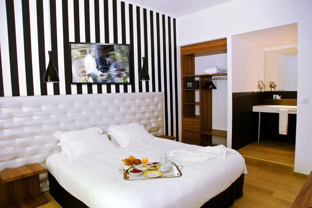 Le Pré du Moulin - Maison Alonso - Hôtel&Restaurant Sérignan-du-Comtat Quarto foto